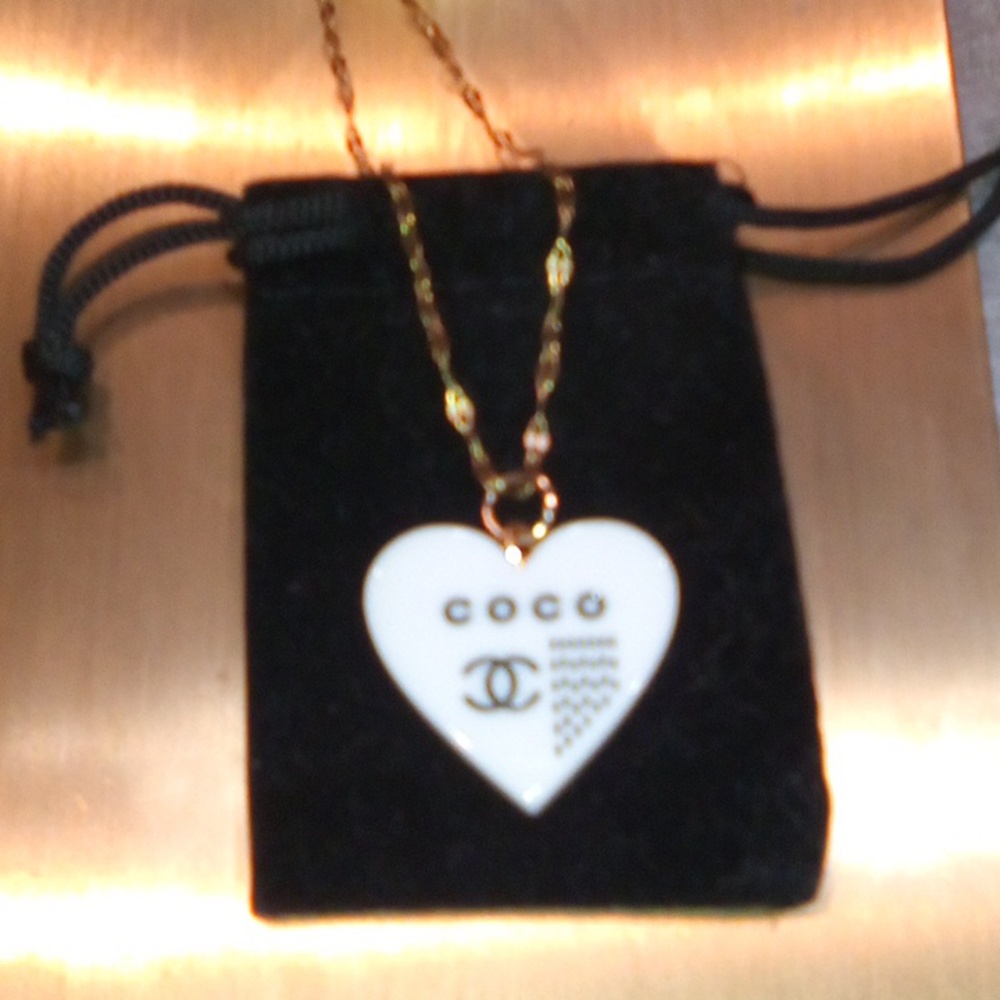 CHANEL Coco Heart Authentic Zipper Pull  Necklace - Picture 2 of 8